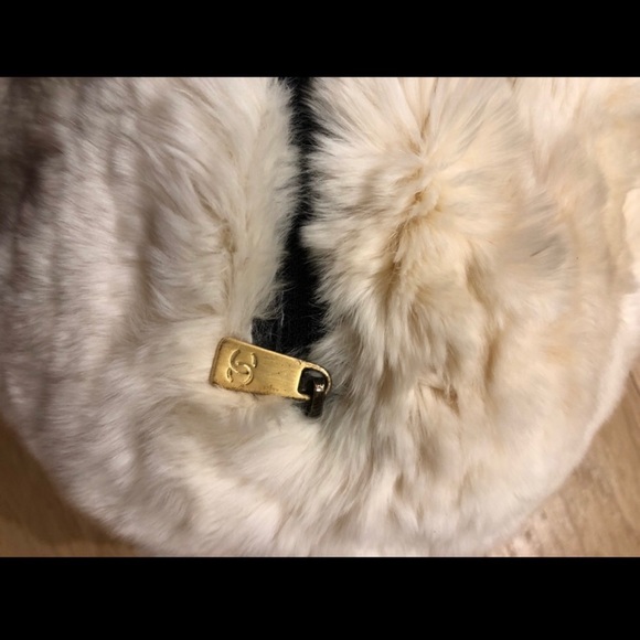 Vintage Chanel. RARE piece! Hand warmer and bag. - Picture 3 of 6